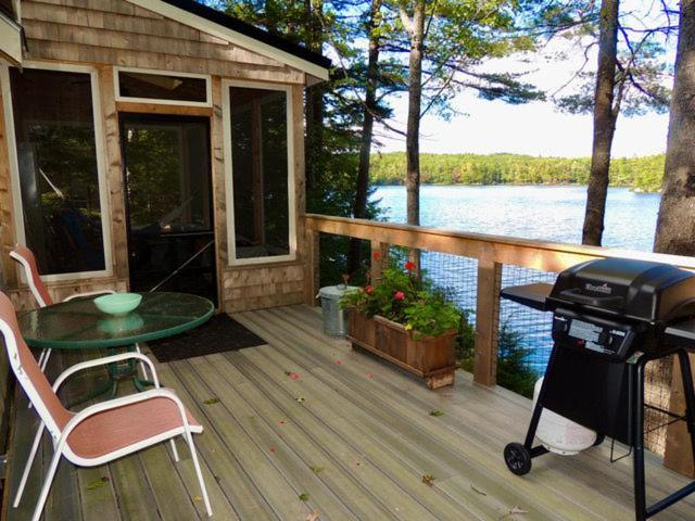 Lakefront Cottage By Country House Escapes Lincolnville Exterior photo