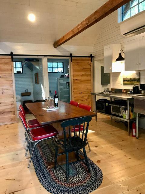Lakefront Cottage By Country House Escapes Lincolnville Exterior photo