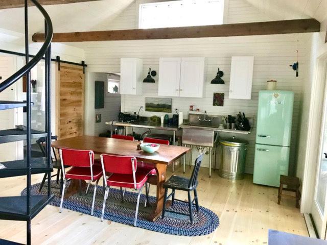 Lakefront Cottage By Country House Escapes Lincolnville Exterior photo